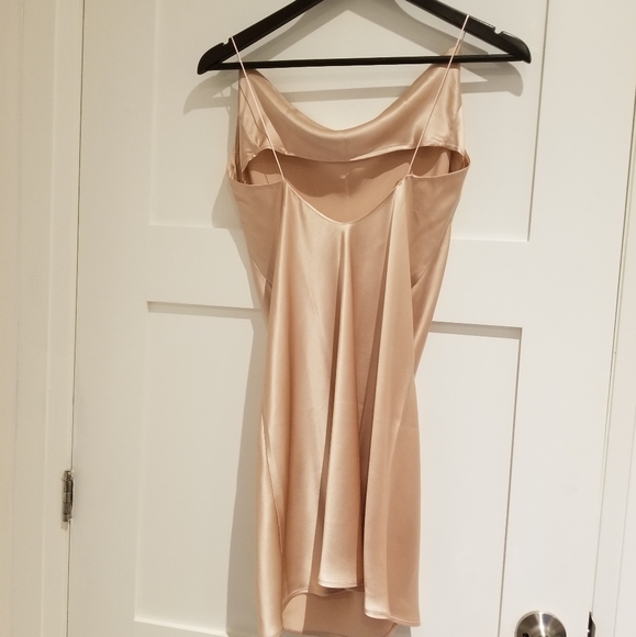 NWOT! Natalie Rolt 100% Silk mini dress - Picture 4 of 8